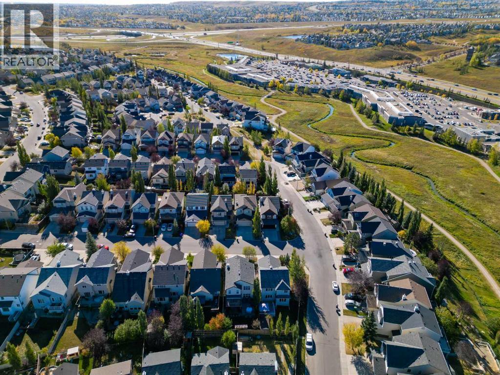 Single Family House for Sale in  Evansbrooke Manor NW Evanston Calgary 