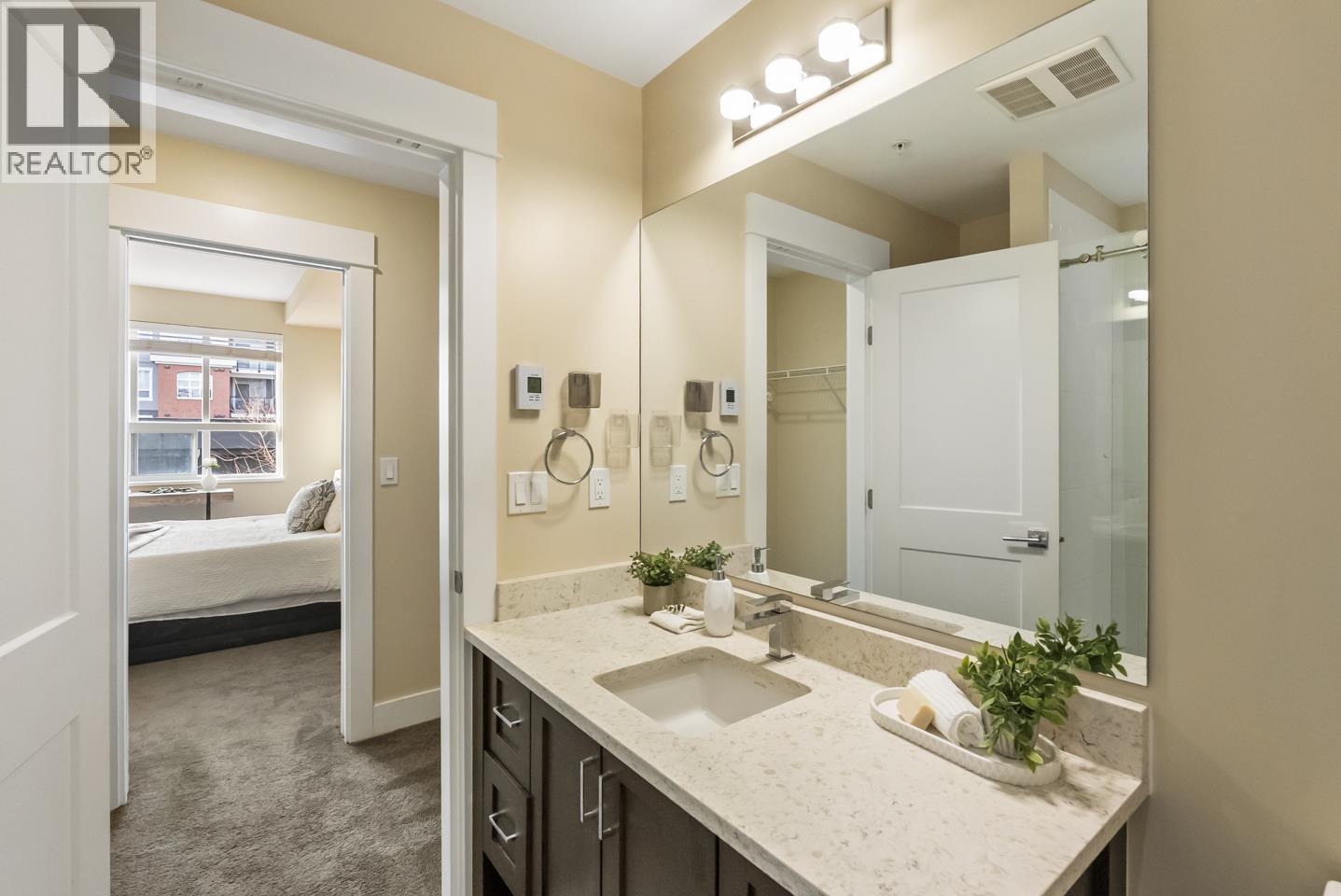 3314 2180 KELLY AVENUE, Port Coquitlam