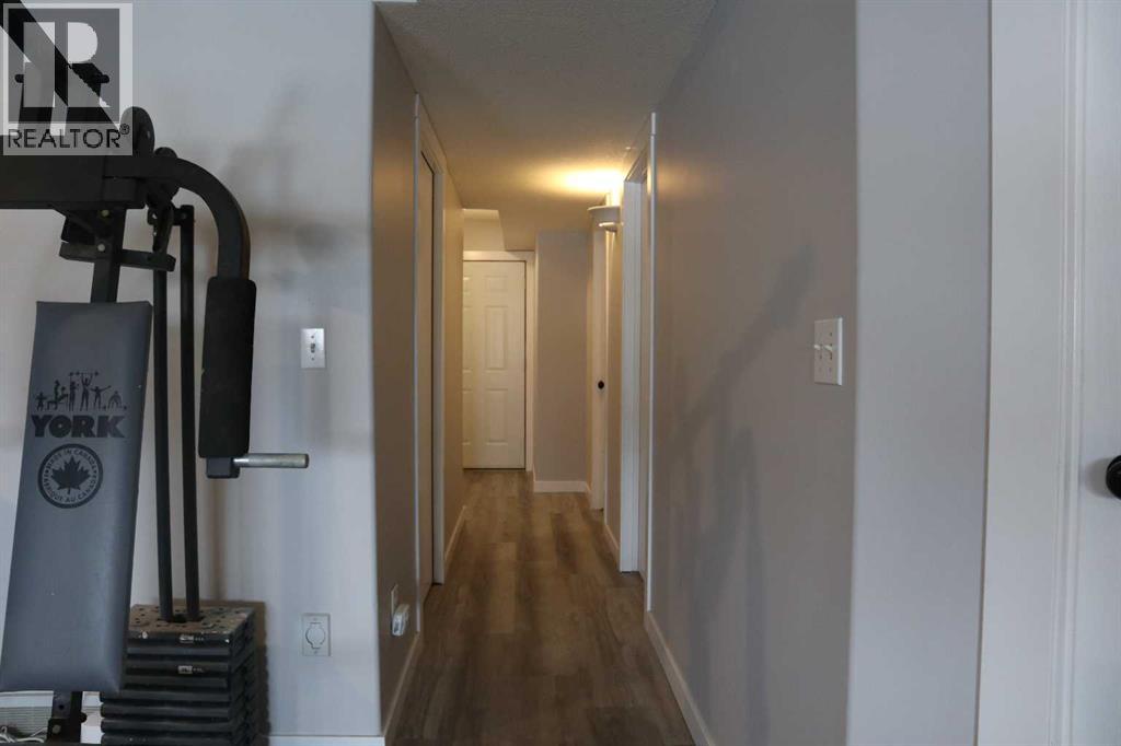 6015 60A Ave Cres, Innisfail