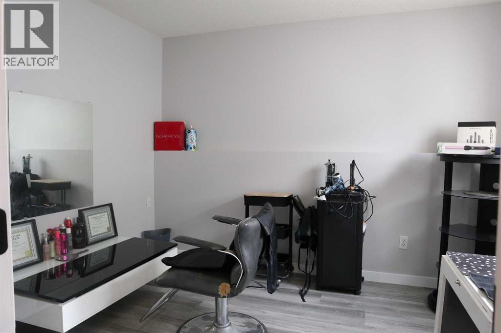 6015 60A Ave Cres, Innisfail