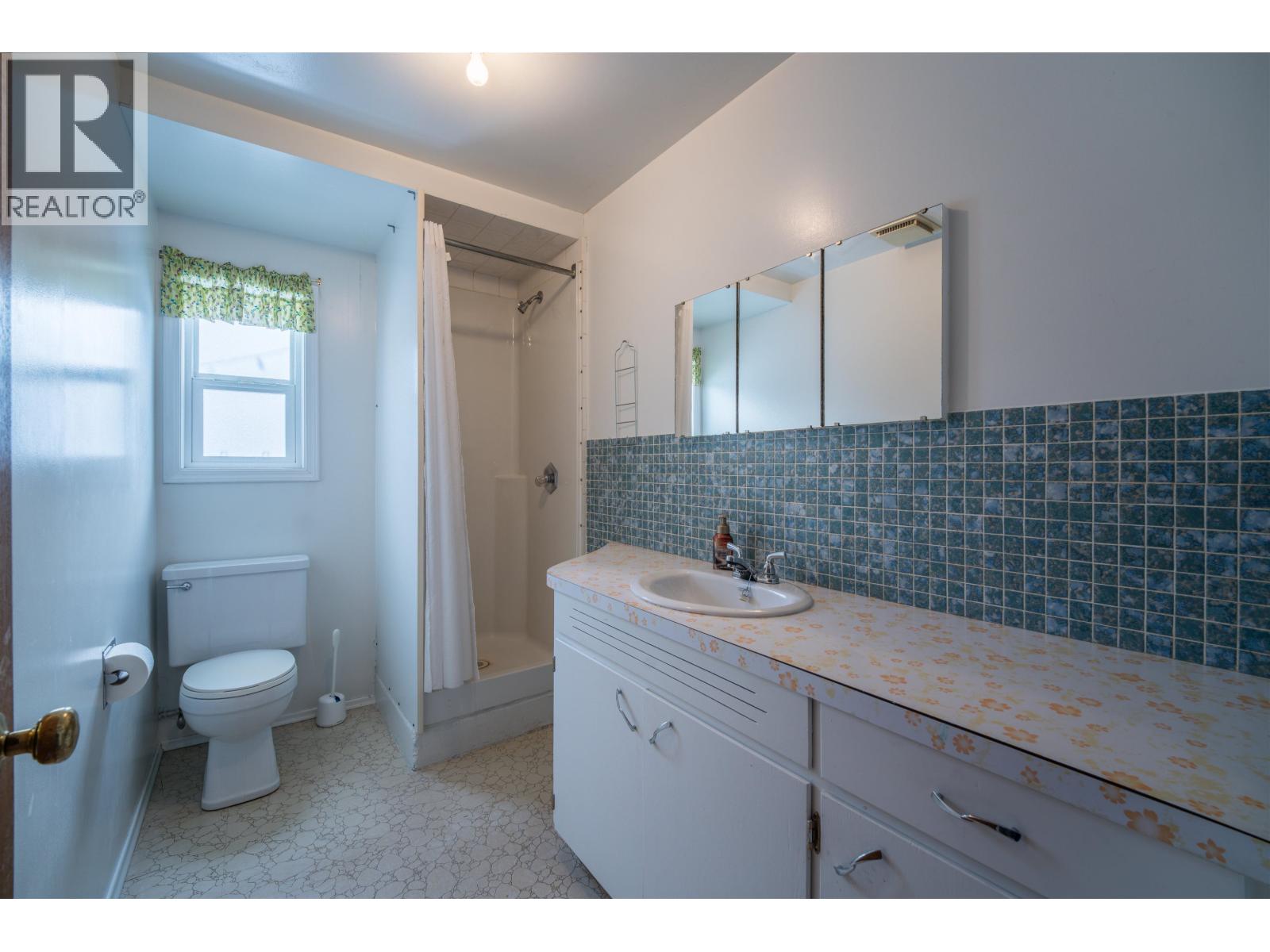 2725 POLARIS ROAD - 15