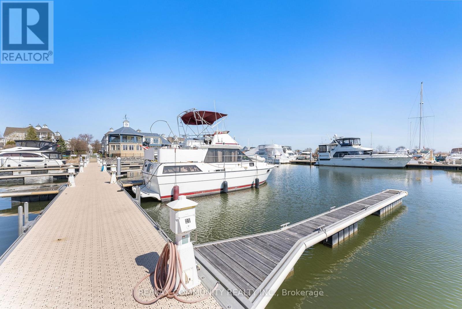 #17 1295 WHARF STREET - 13