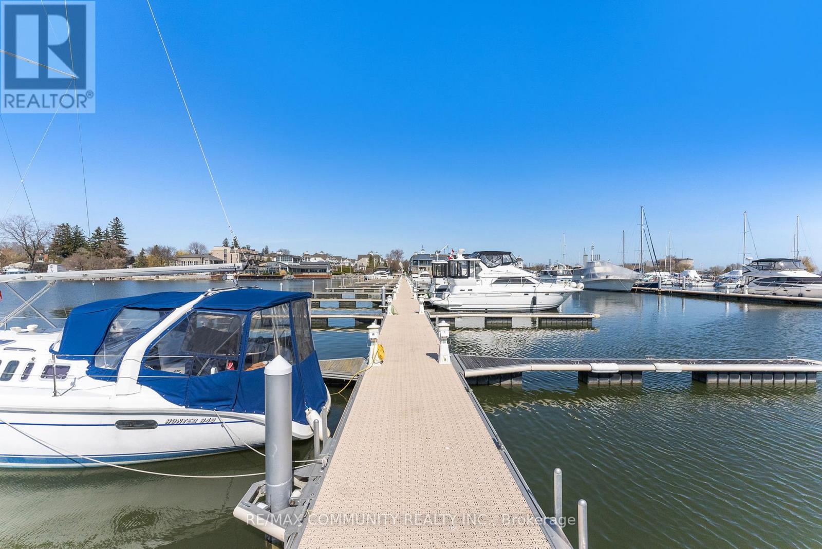 #17 1295 WHARF STREET - 16
