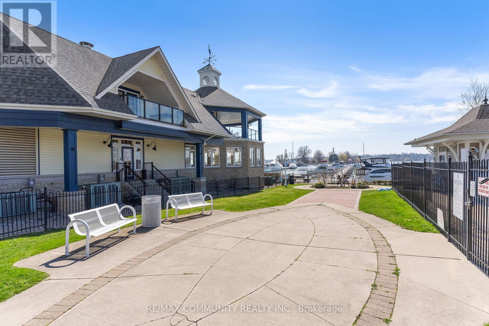 #17 1295 WHARF STREET - 7