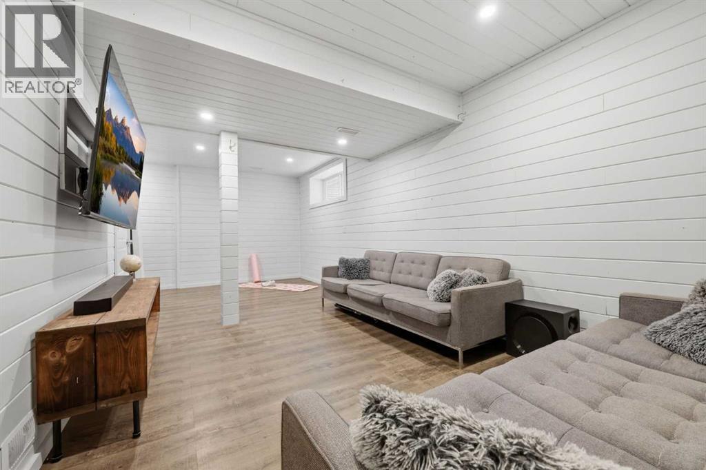 Single Family House for Sale in  Panora Close NW Panorama Hills Calgary 