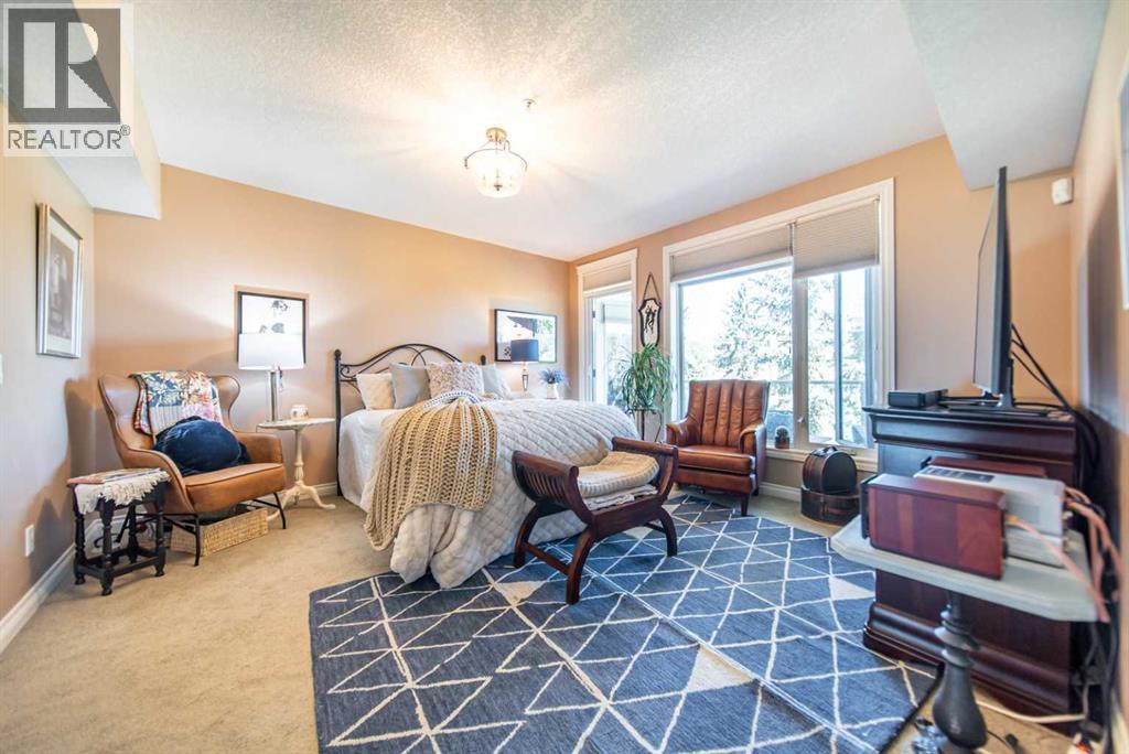 Single Family House for Sale in   Hemlock Crescent SW Spruce Cliff Calgary 