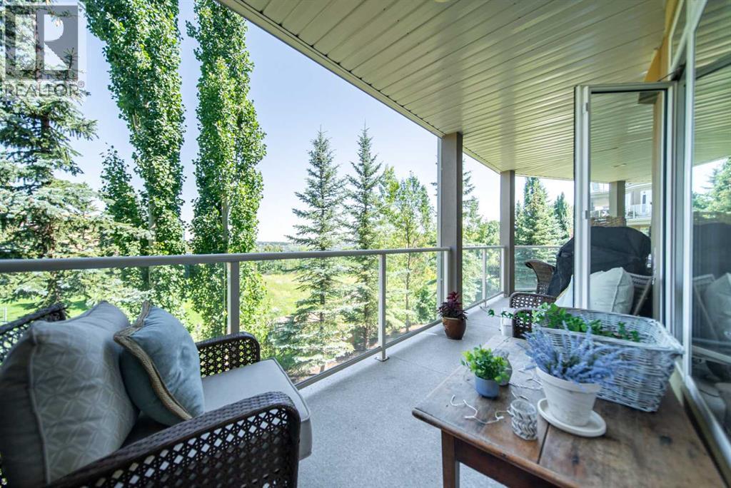 Single Family House for Sale in   Hemlock Crescent SW Spruce Cliff Calgary 