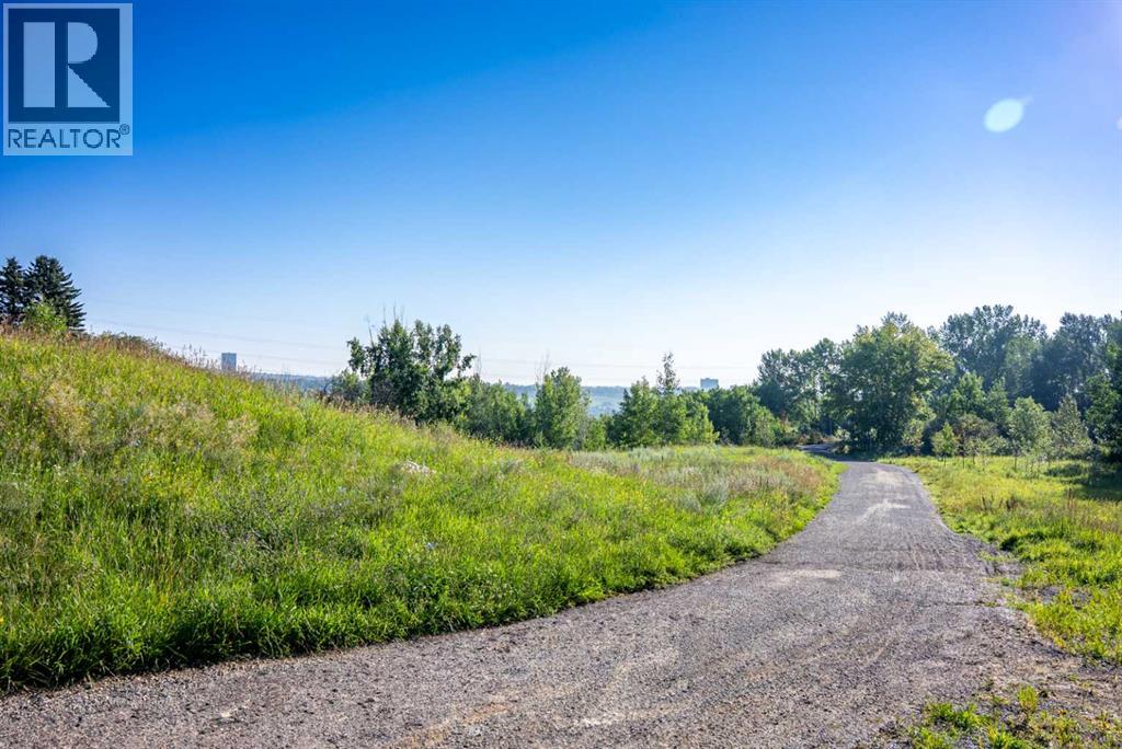 Single Family House for Sale in   Hemlock Crescent SW Spruce Cliff Calgary 