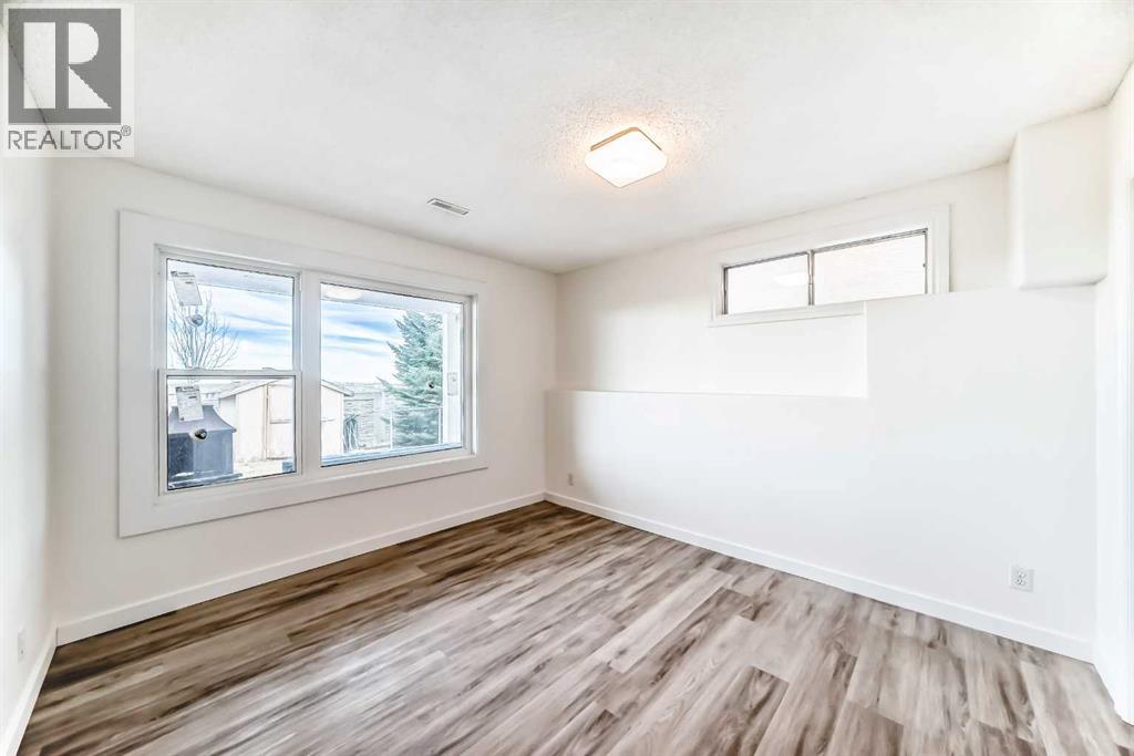 Single Family House for Sale in  Hampstead Terrace NW Hamptons Calgary 