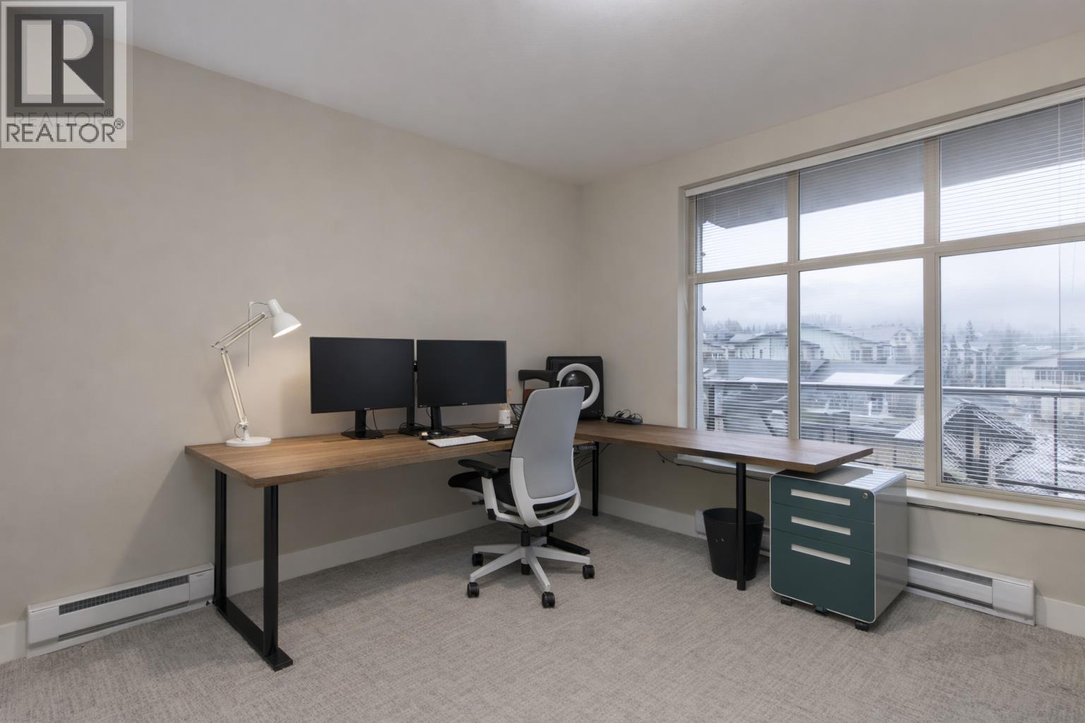 402 1211 VILLAGE GREEN WAY, Squamish