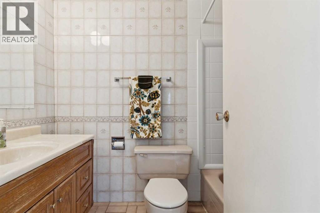 Single Family House Bungalow for Sale in   Avenue SE Penbrooke Meadows Calgary 