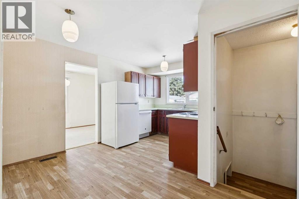 Single Family House Bungalow for Sale in   Avenue SE Penbrooke Meadows Calgary 