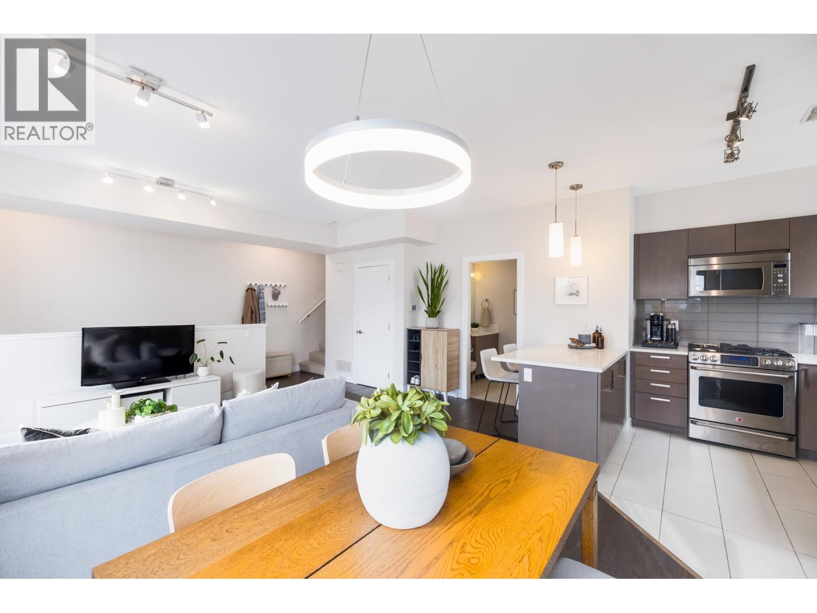 #50-10133 RIVER Drive, Richmond