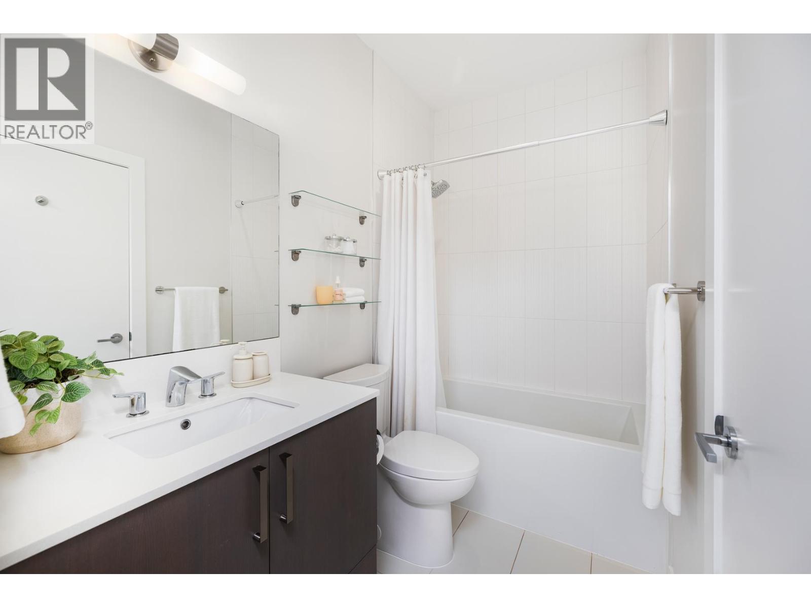 #50-10133 RIVER Drive, Richmond