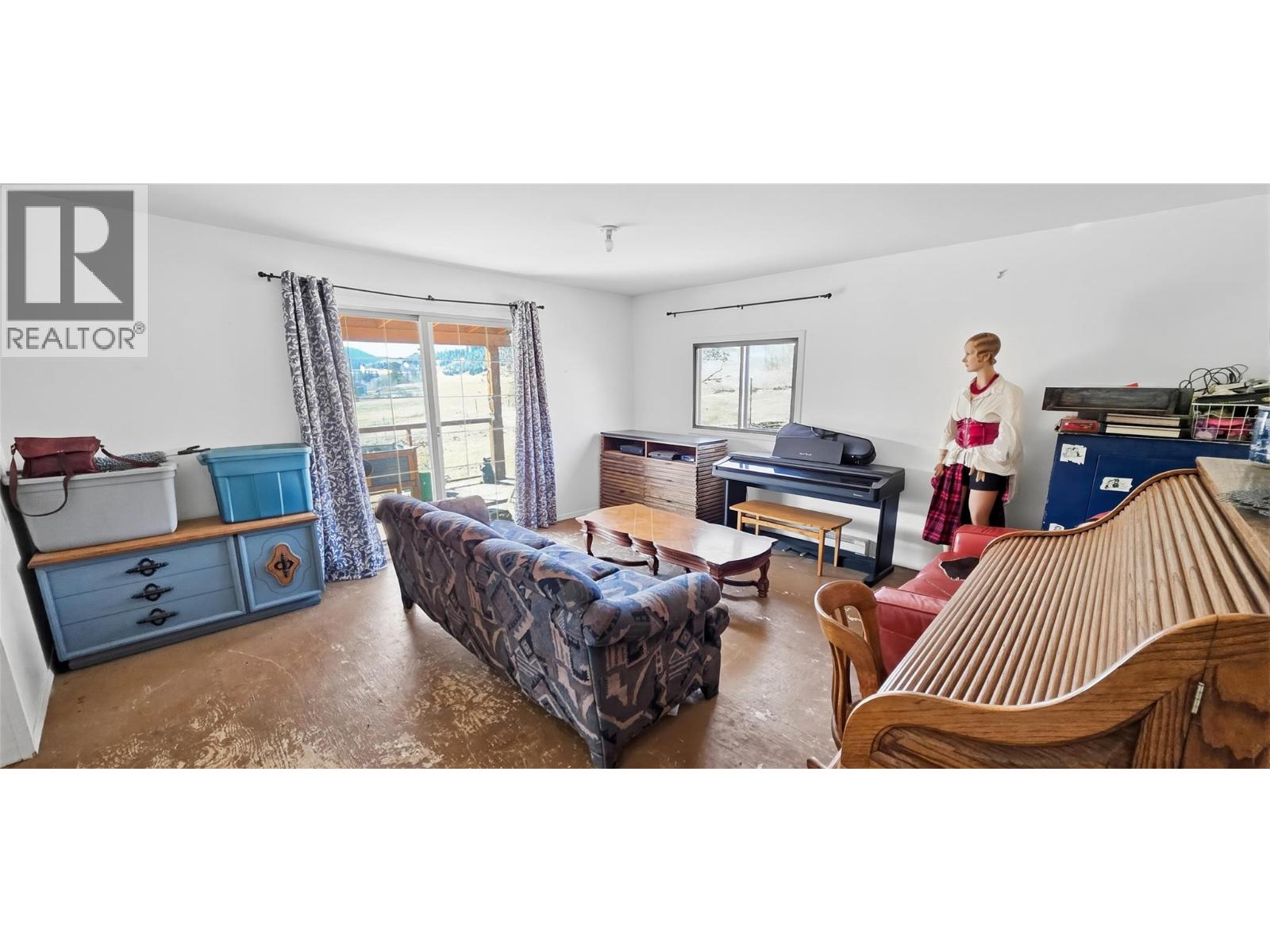  5745 Highway 3 Other, Bridesville