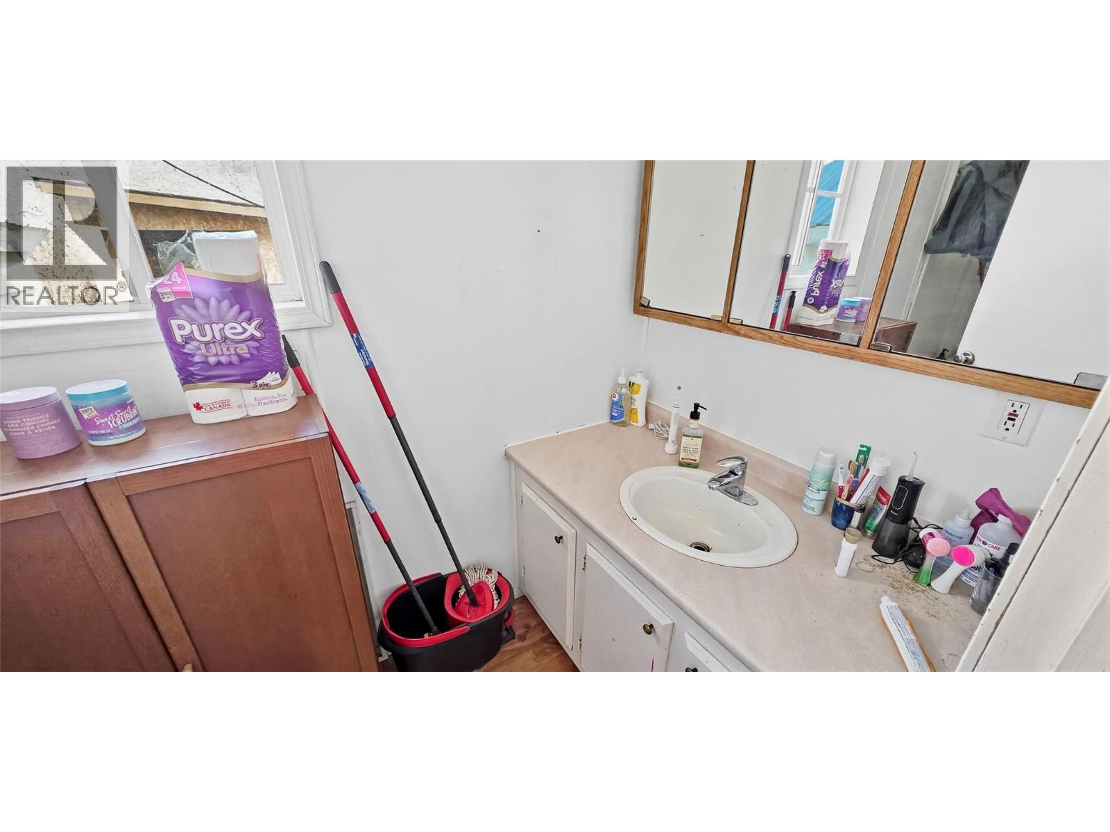  5745 Highway 3 Other, Bridesville