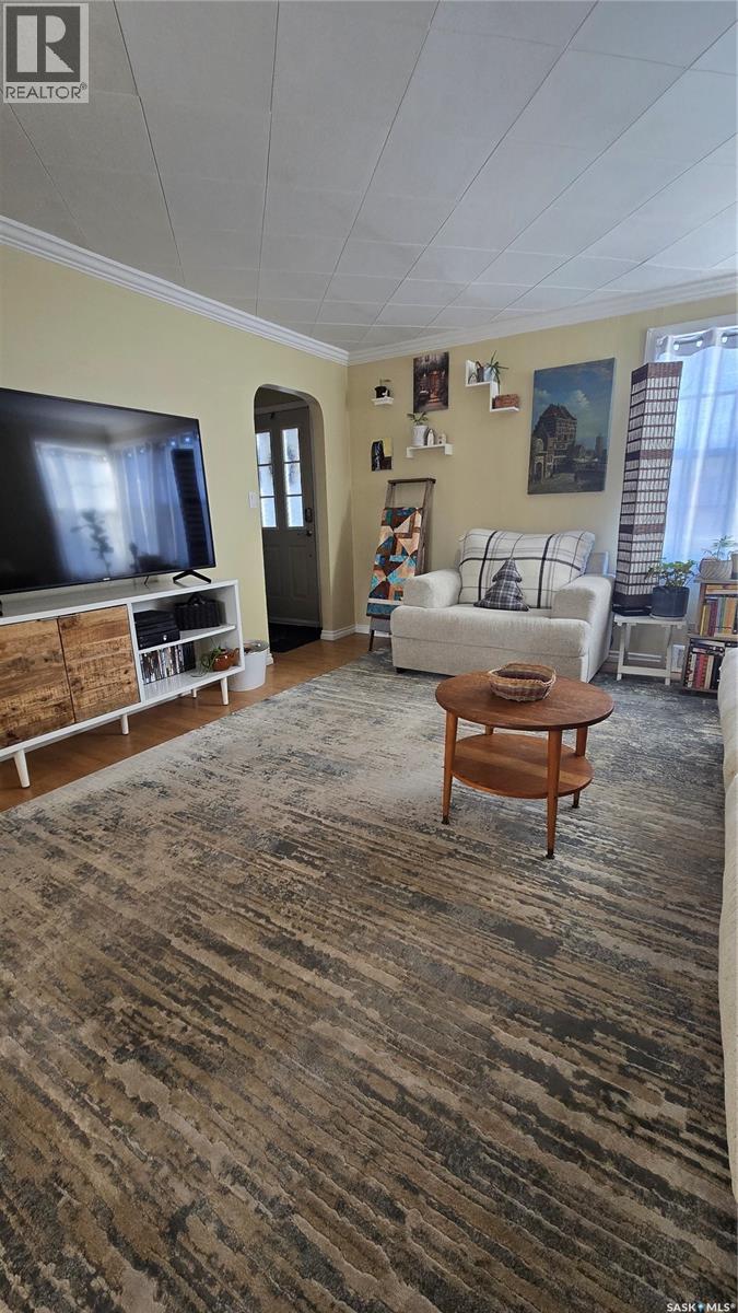 118 SECOND STREET W - 14