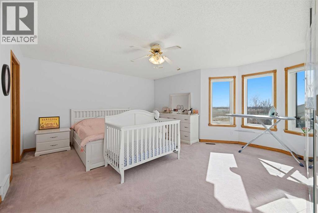 Single Family House for Sale in  Coral Springs Place NE Coral Springs Calgary 