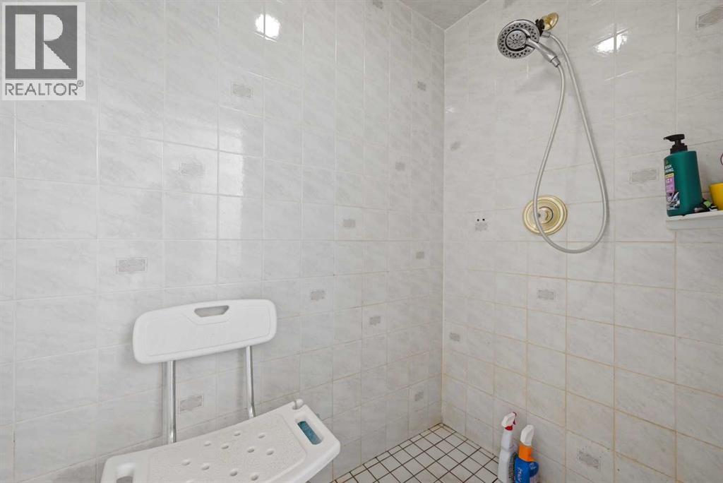 Single Family House for Sale in  Coral Springs Place NE Coral Springs Calgary 