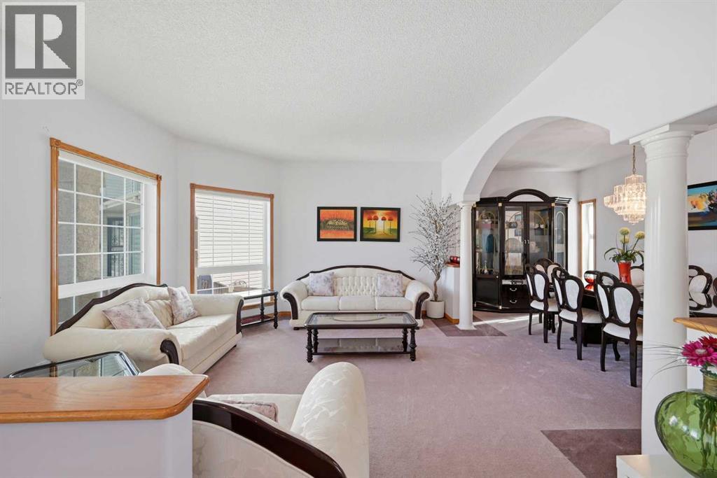 Single Family House for Sale in  Coral Springs Place NE Coral Springs Calgary 