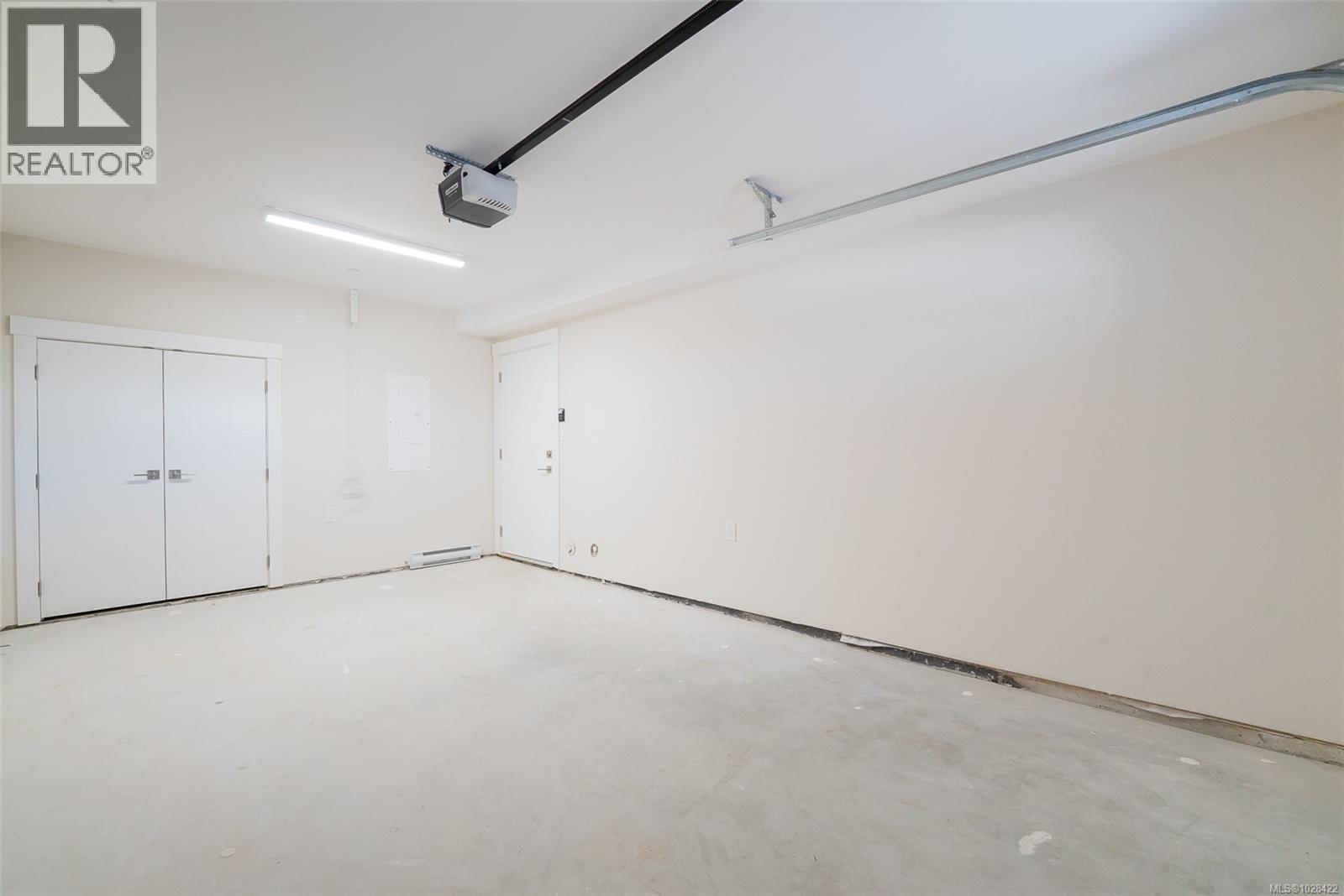 #111 1615 NORTHFIELD RD - 29