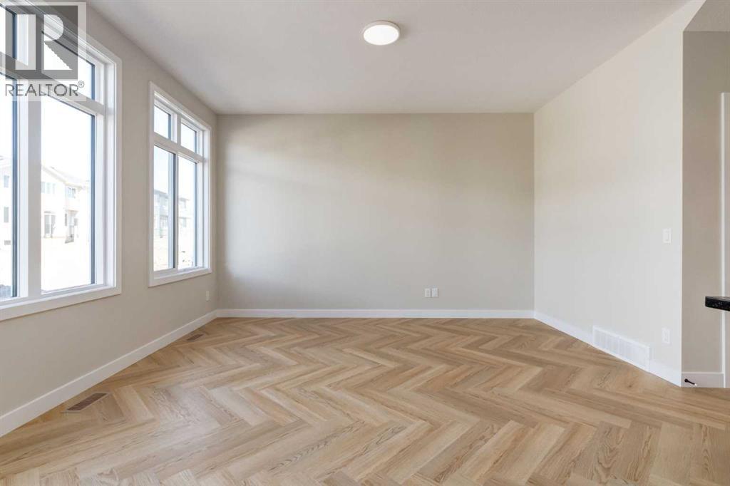 Single Family House for Sale in  Heartwood Park SE Rangeview Calgary 