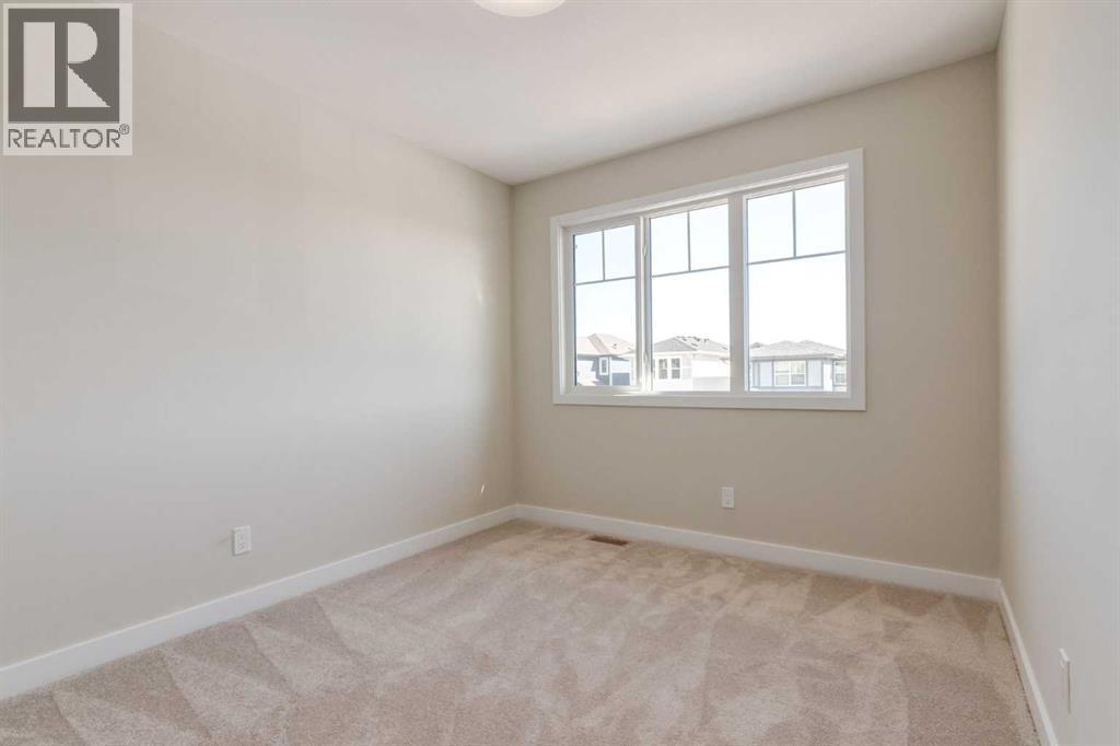 Single Family House for Sale in  Heartwood Park SE Rangeview Calgary 