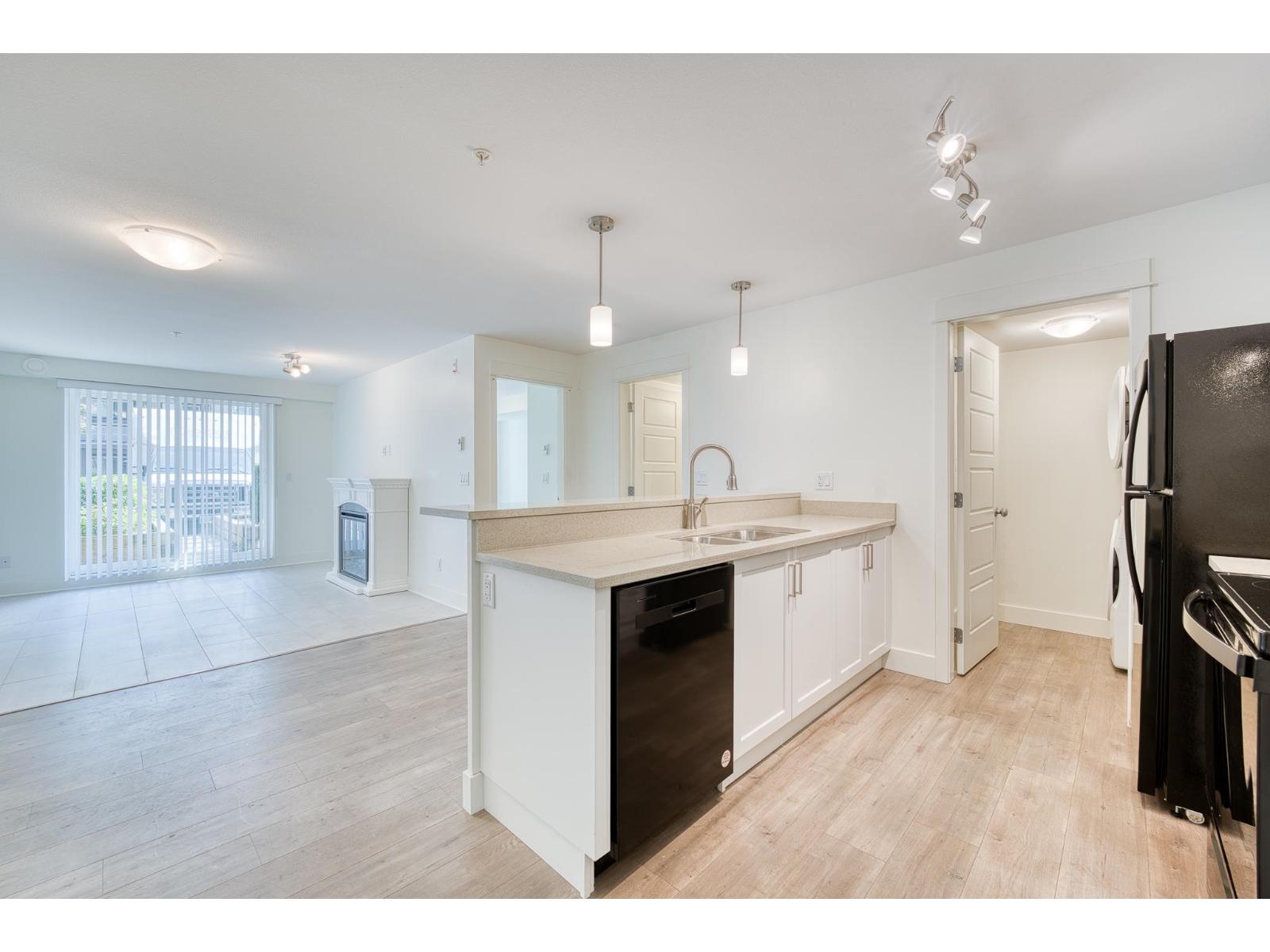 121 30515 CARDINAL AVENUE, Abbotsford