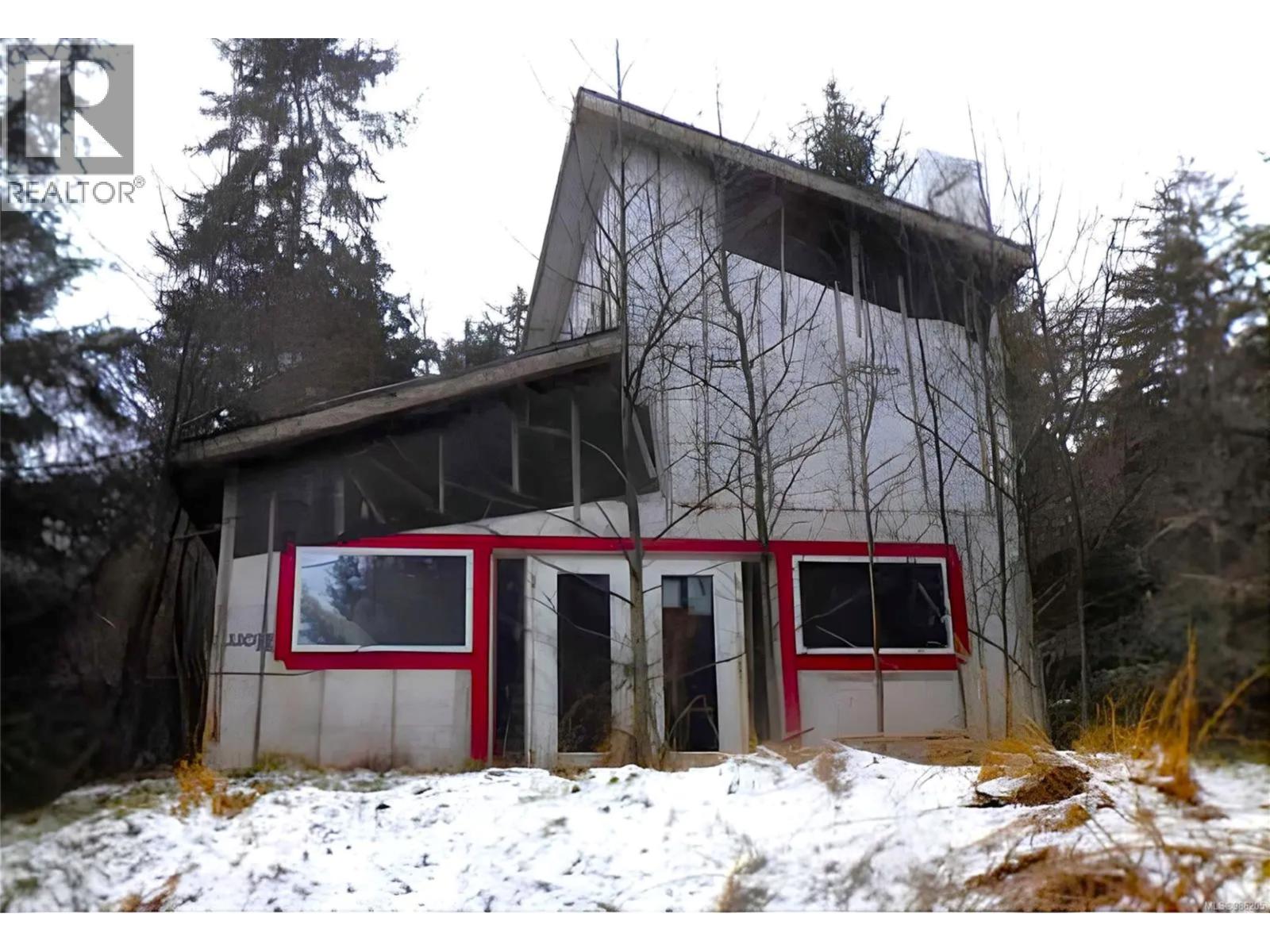 28817 16 Highway - main photo