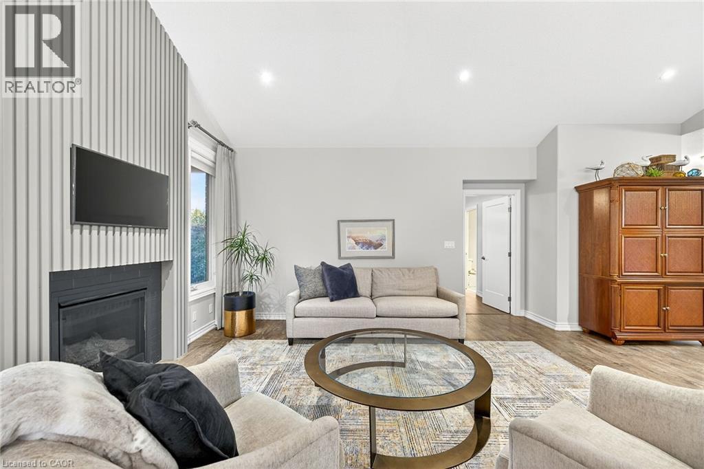135 NEW LAKESHORE ROAD - 14