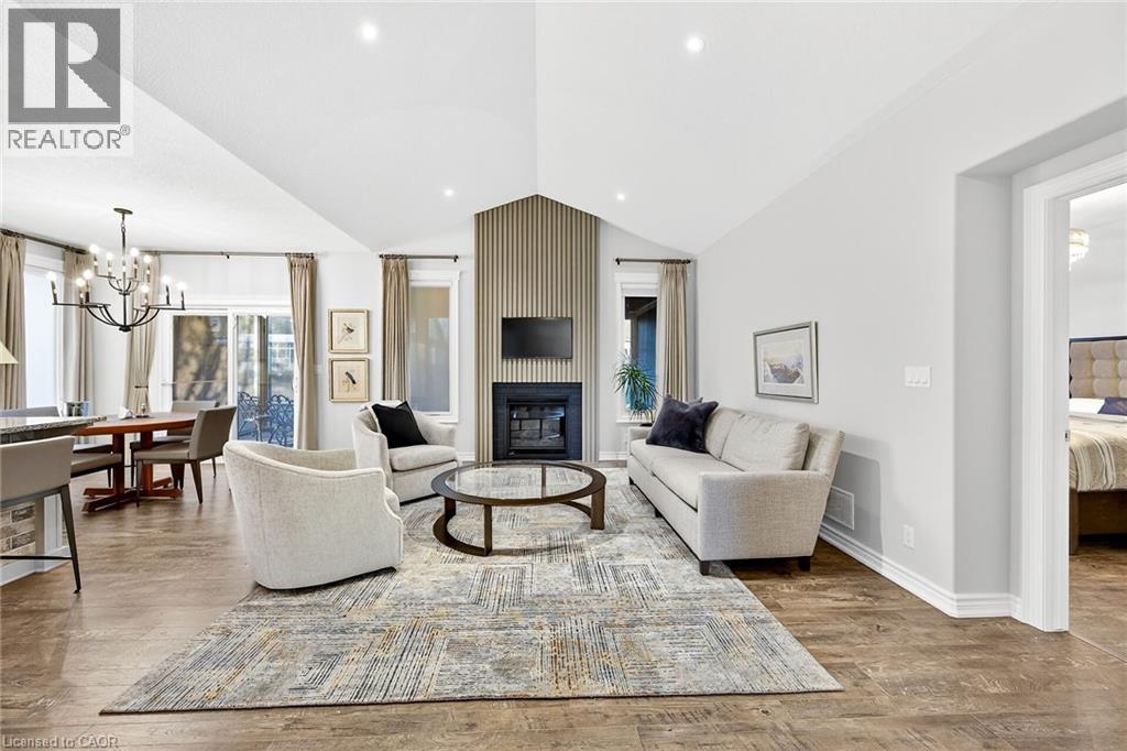 135 NEW LAKESHORE ROAD - 15