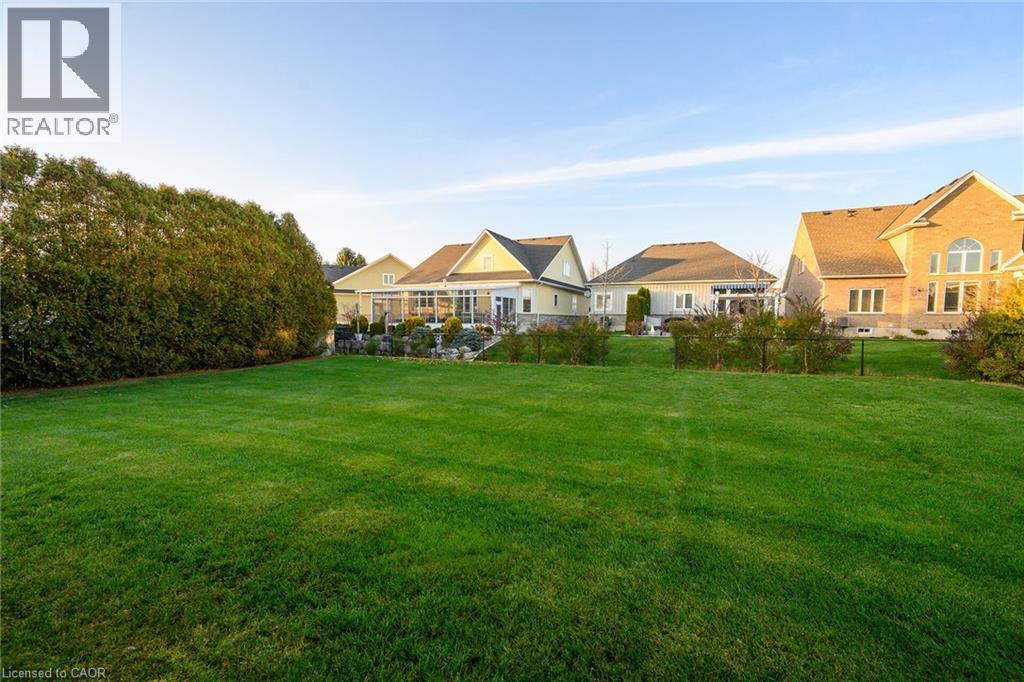 135 NEW LAKESHORE ROAD - 34