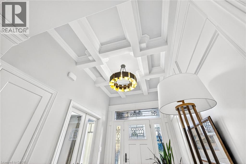 135 NEW LAKESHORE ROAD - 5