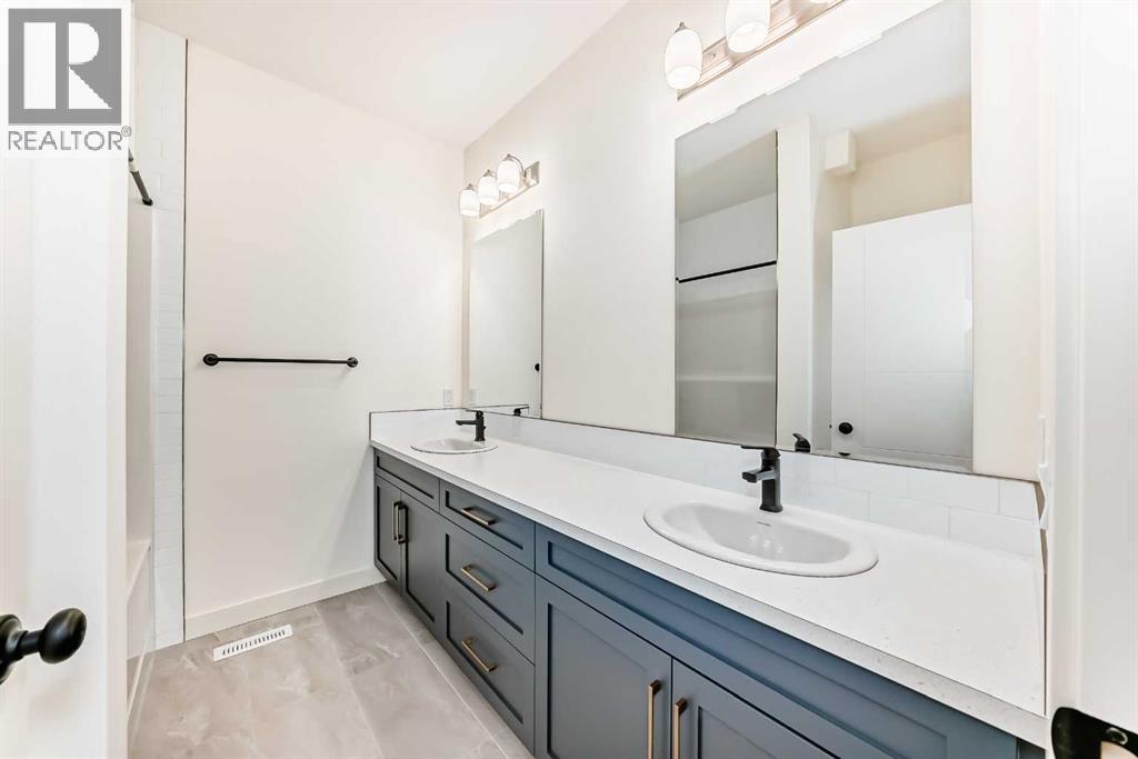 Single Family House for Sale in   Street SE Forest Lawn Calgary 