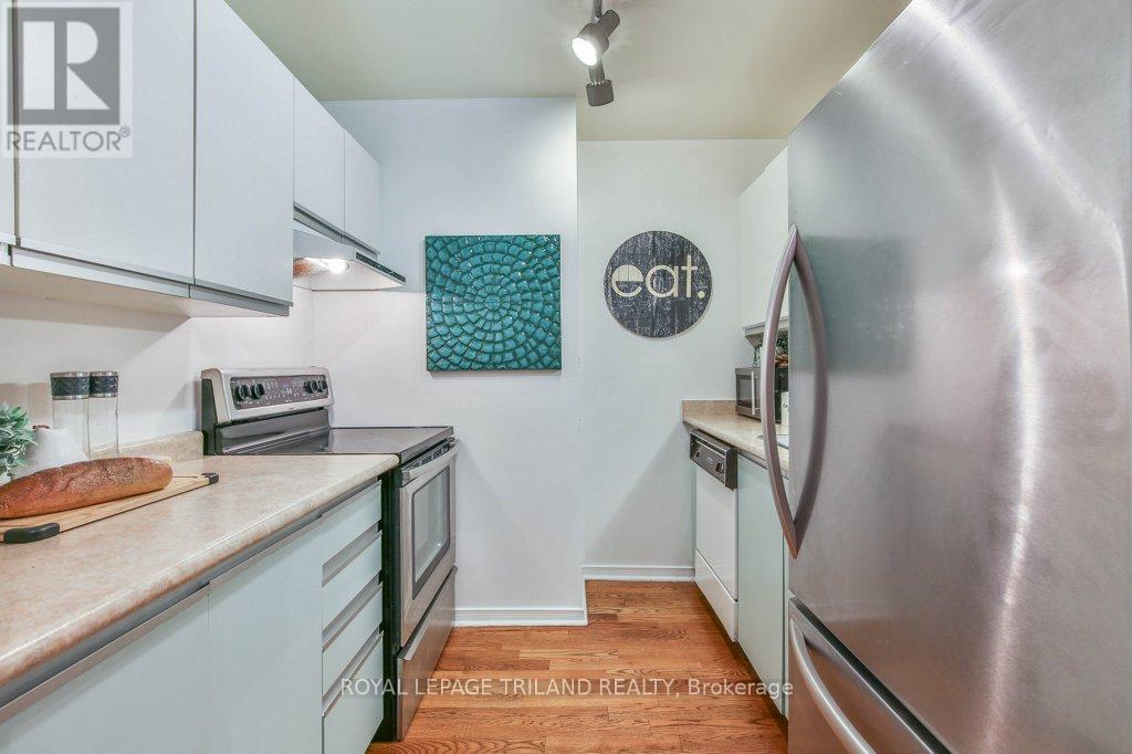 #101 285 QUEENS AVENUE - 15