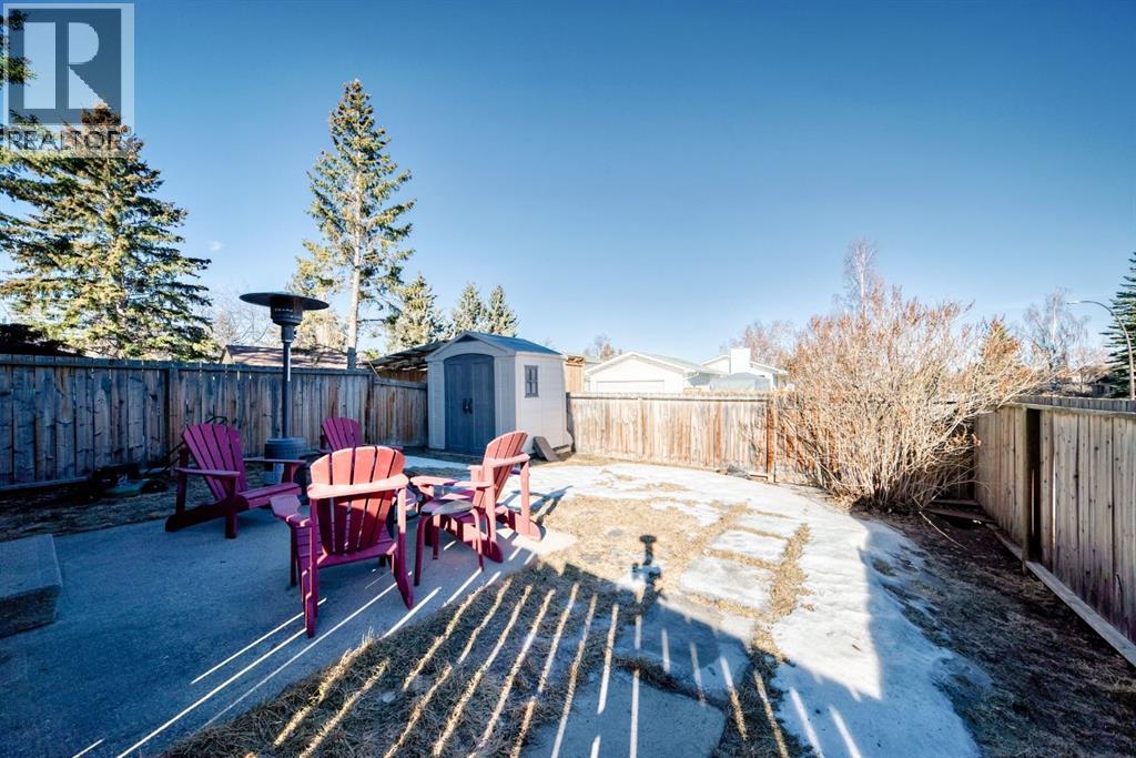 Single Family House for Sale in  Silvergrove Road NW Silver Springs Calgary 