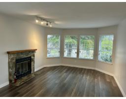 9419 159 Street, Surrey, BC V4N3B9 Photo 9