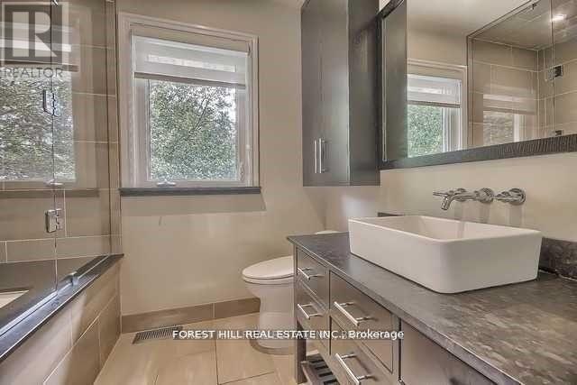 9 VISTAVIEW BOULEVARD — photo 22