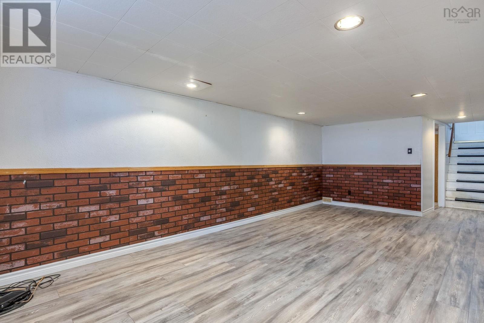 Property 31 of 41 of 997 Argus Drive