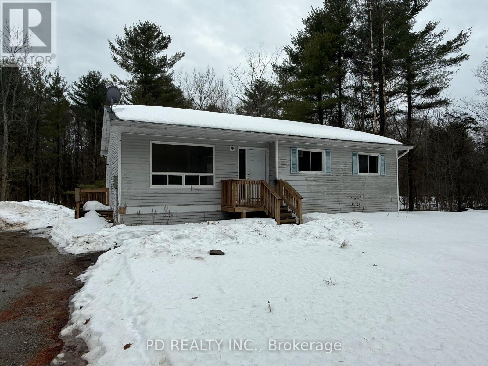 317 LOWER OAK LEAF ROAD