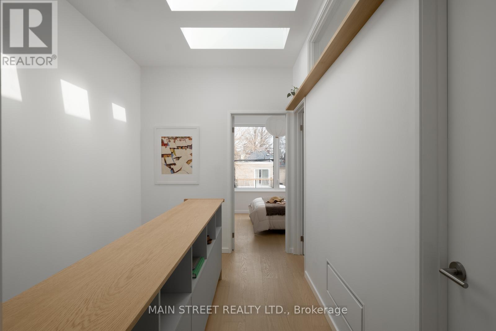 523 CRAVEN ROAD - 14