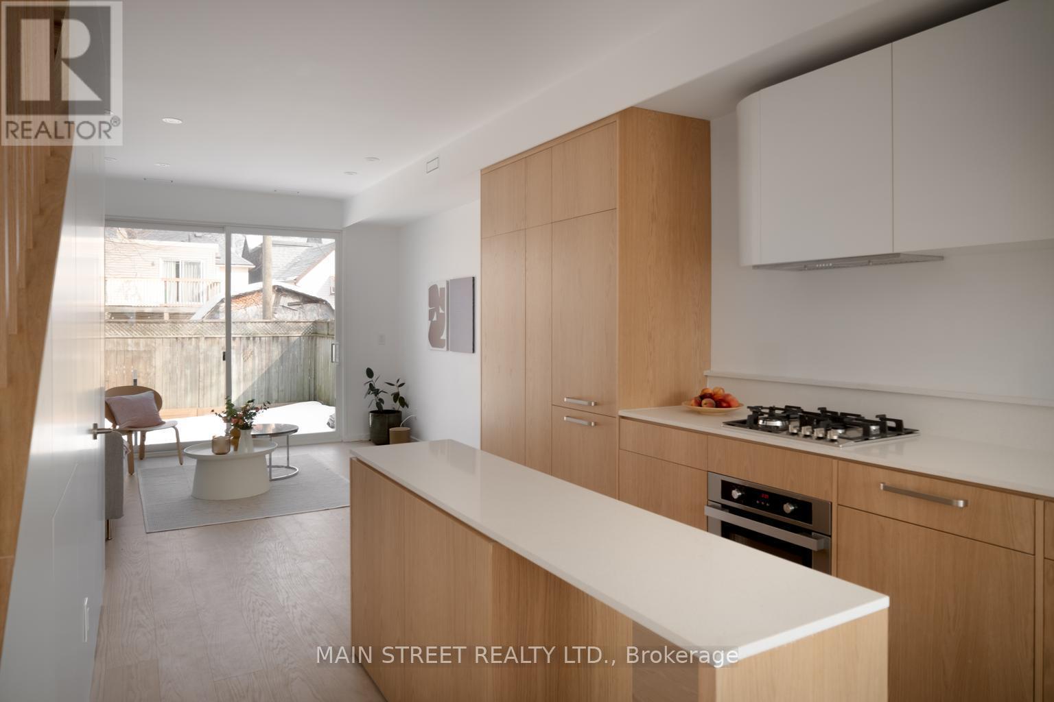 523 CRAVEN ROAD - 5