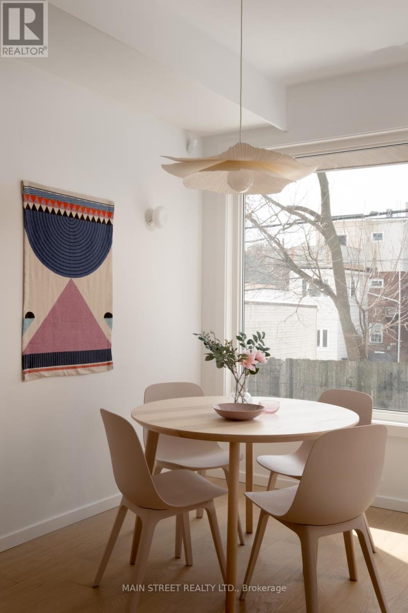 523 CRAVEN ROAD - 8