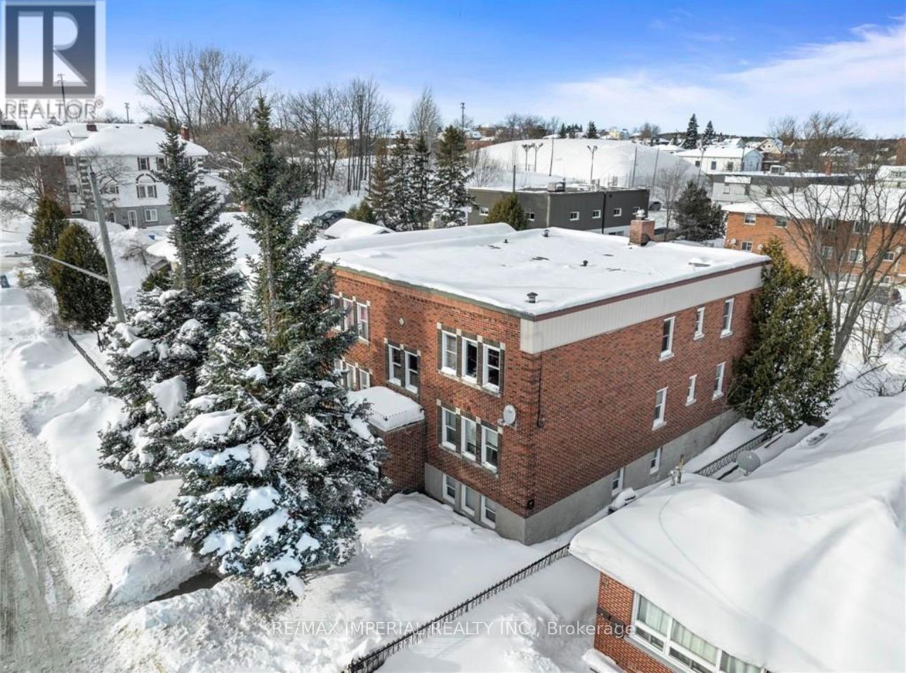 226 OAK STREET - 1