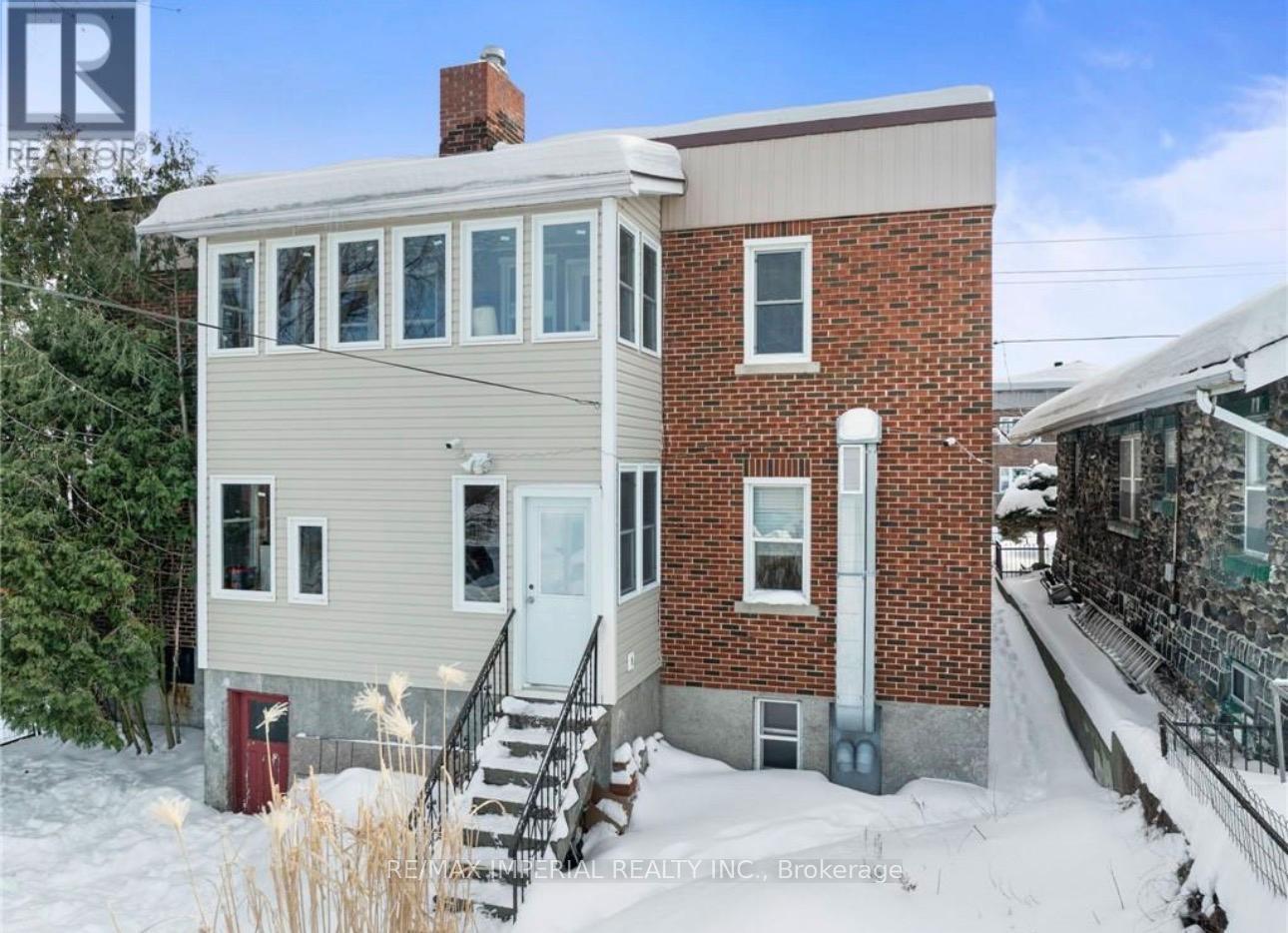 226 OAK STREET - 5