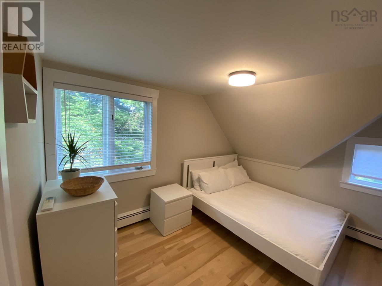 Property 17 of 22 of 38 Kearney Lake Road