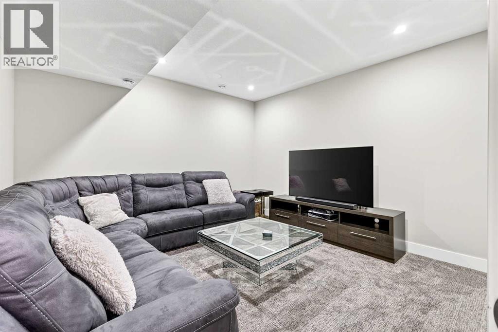 Single Family House for Sale in   Street SW Glenbrook Calgary 