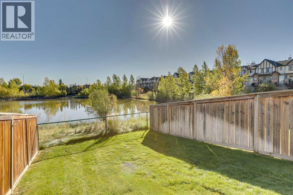 Single Family House 4 Level for Sale in  Everridge Common SW Evergreen Calgary 