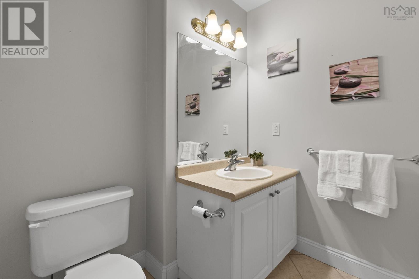 Property 28 of 38 of 213 10 Regency Park Drive