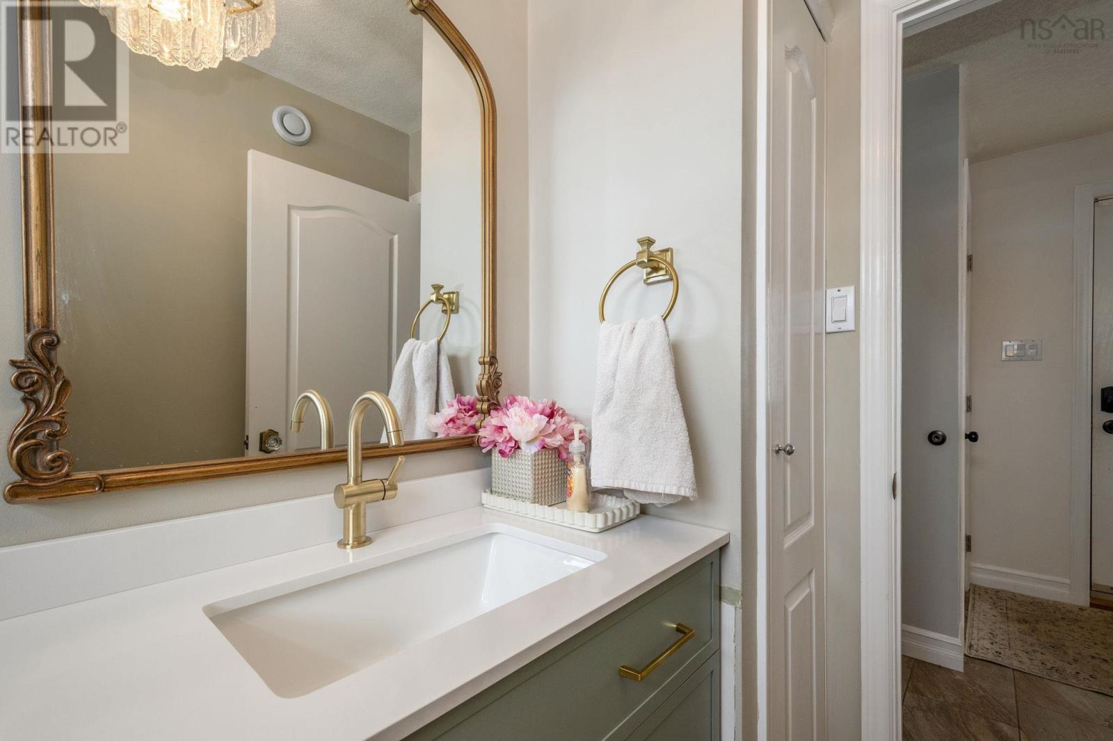 Property 4 of 42 of 79 Auburnwood Lane